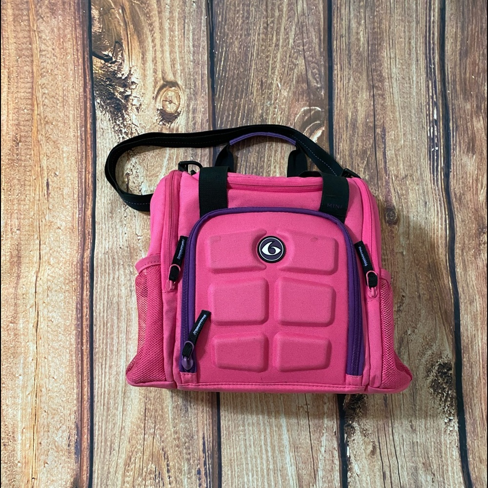 Six Pack Fitness Lunch Box